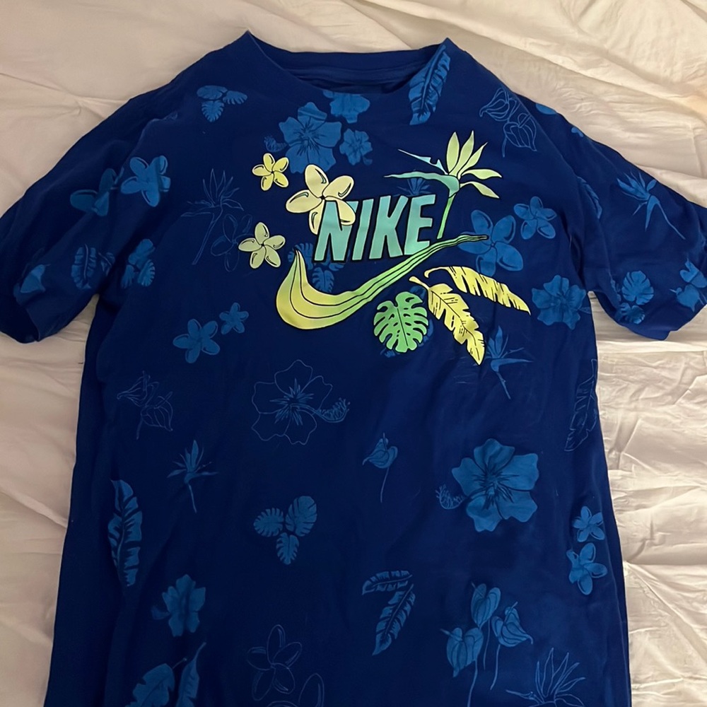 Kids Nike Floral Shirt